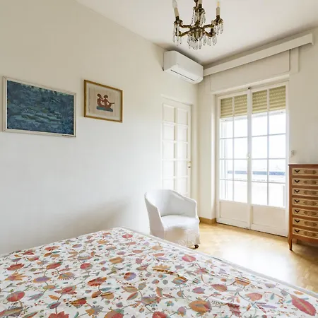 Διαμέρισμα Seeview Penthouse By Interhome Σαν Ρέμο
