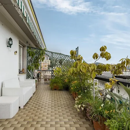 شقة Seeview Penthouse By Interhome