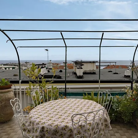 Seeview Penthouse By Interhome شقة